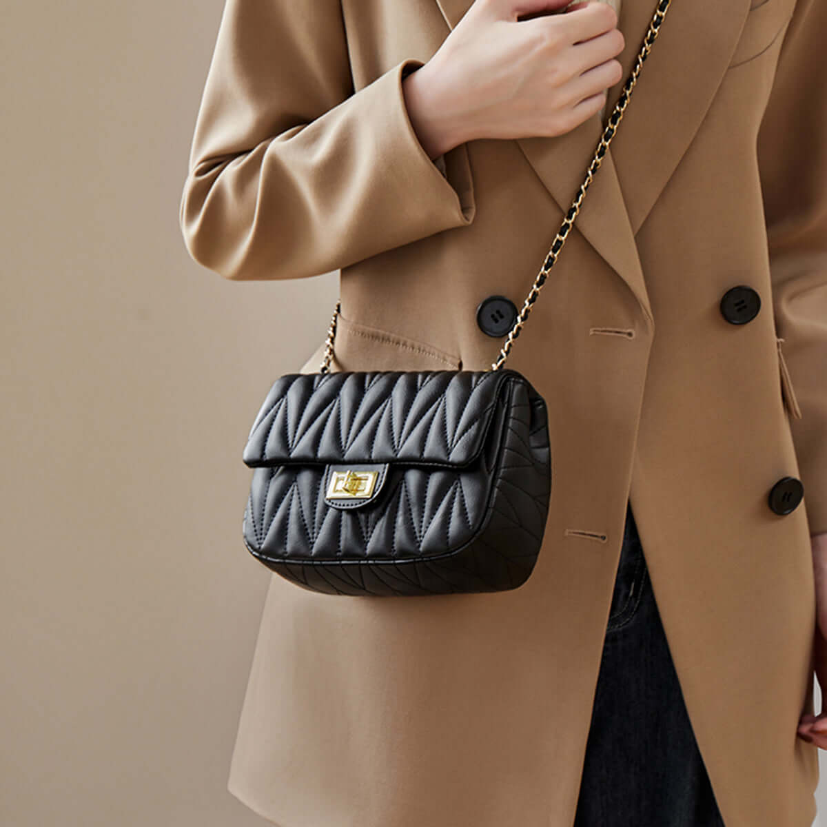 Sac à bandoulière matelassé noir Penthouse