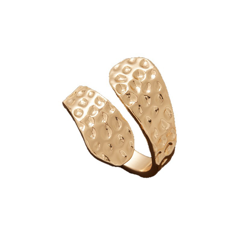A Niche Minimalist Ring Thats Versatile Elegant And Uniquely Stylish
