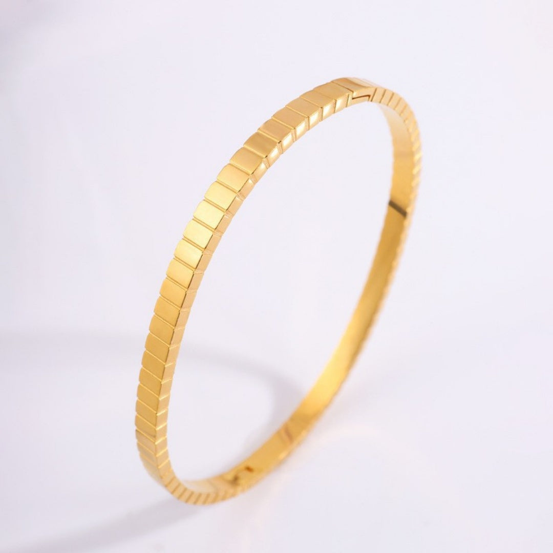 European And American Style Stainless Steel Bracelets And Bangles For Women