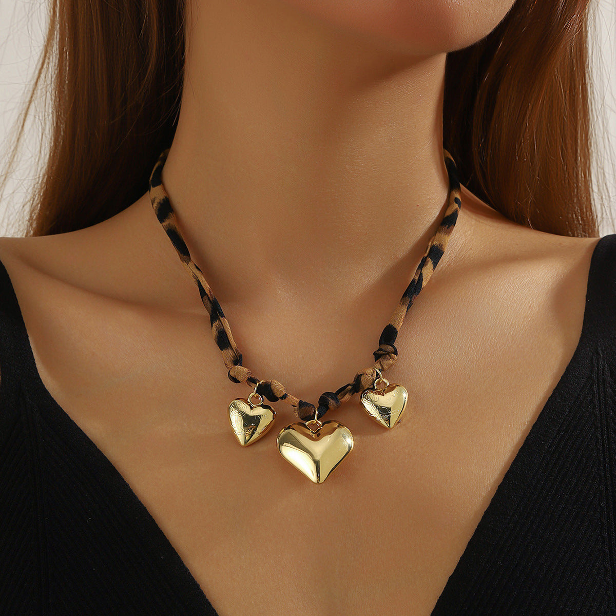 Retro High-End Leopard Print Scarf Necklace