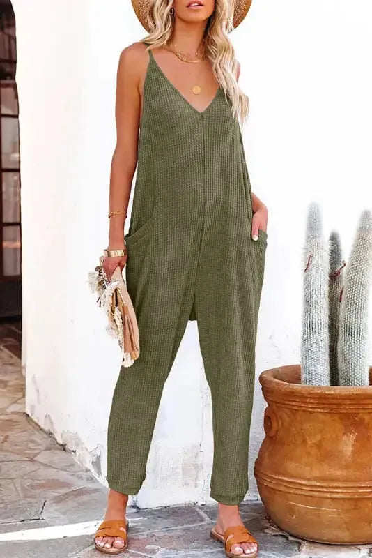 Black Textured Sleeveless V-Neck Pocketed Casual Jumpsuit-5