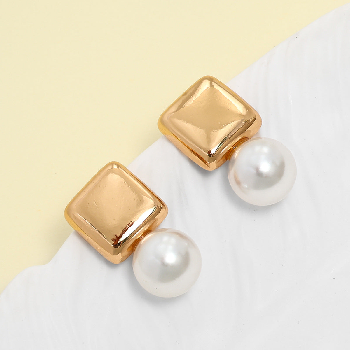 Women's Statement Necklace Geometric Wave Design Pearl Earrings And Bracelet