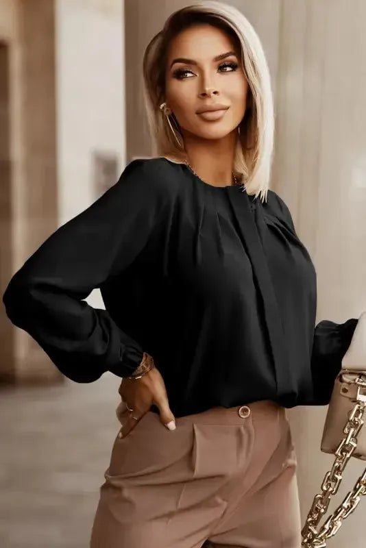 Chemise à col plissé et poignets extensibles